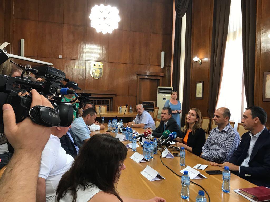 Министър Ангелкова: Проверките по плажовете ще продължат със същата интензивност