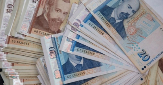 С 355 млн. лева  се свиха инвестициите