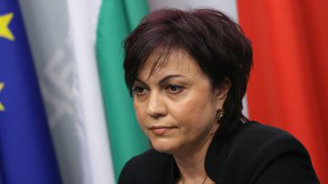 Корнелия Нинова атакува Цветан Цветанов: Плача за държавата ни, която се управлява от хора, за които спазването на закона е фалшификат
