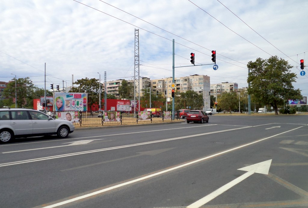 Нова маркировка за ляв завой от „Цариградско шосе“ към бул. „Освобождение“ в Пловдив