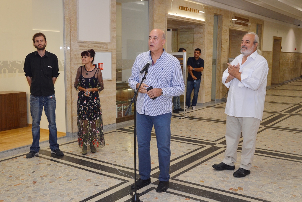 Откриха дарение от картини на Никола Манев в Икономическия университет