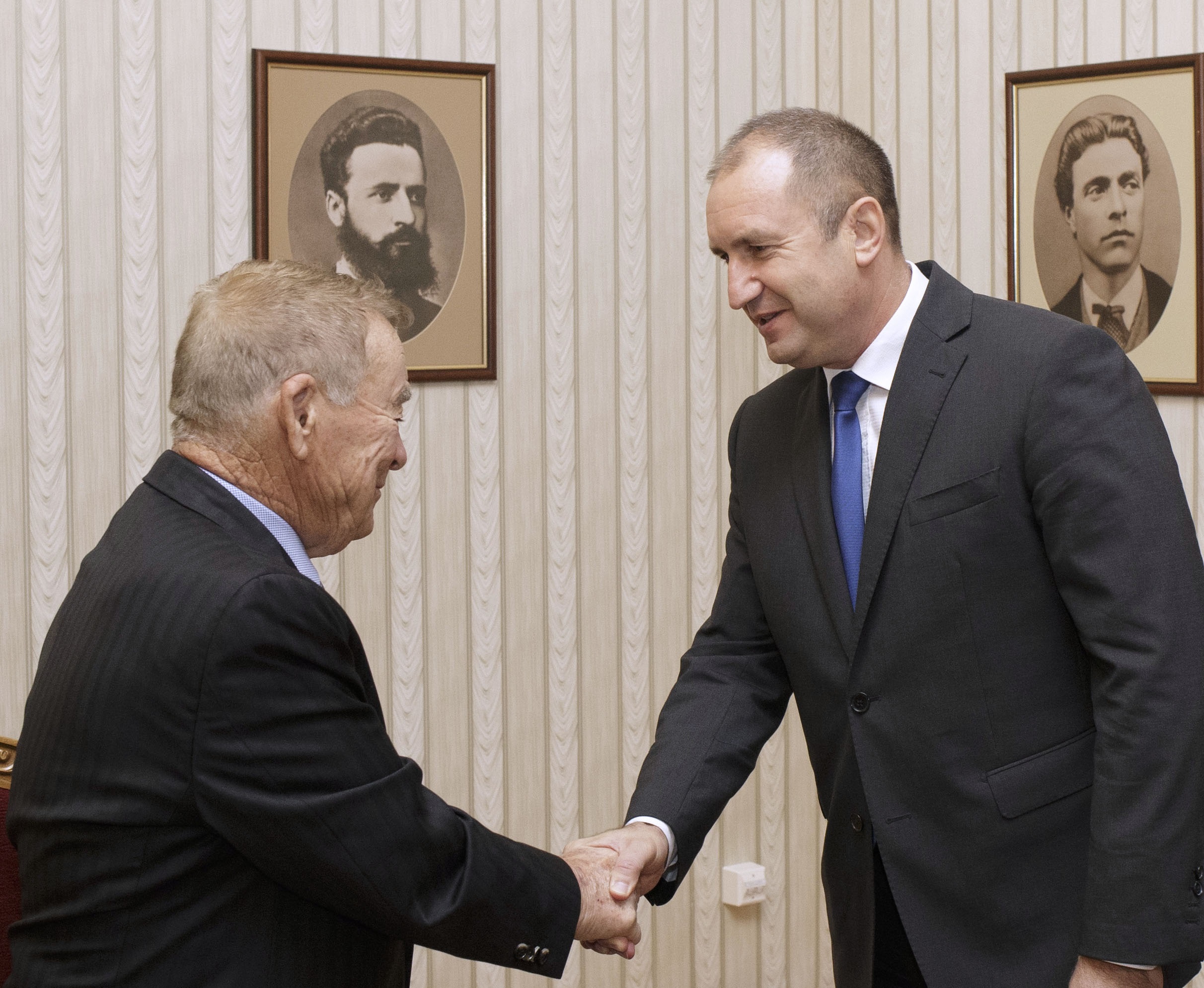 Президентът Радев: Игнат Канев е достоен пример за българския бизнес