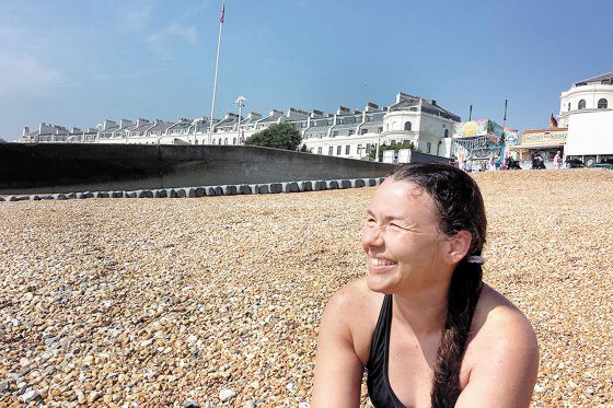 Любителка оцеля в Ламанша след 20 часа