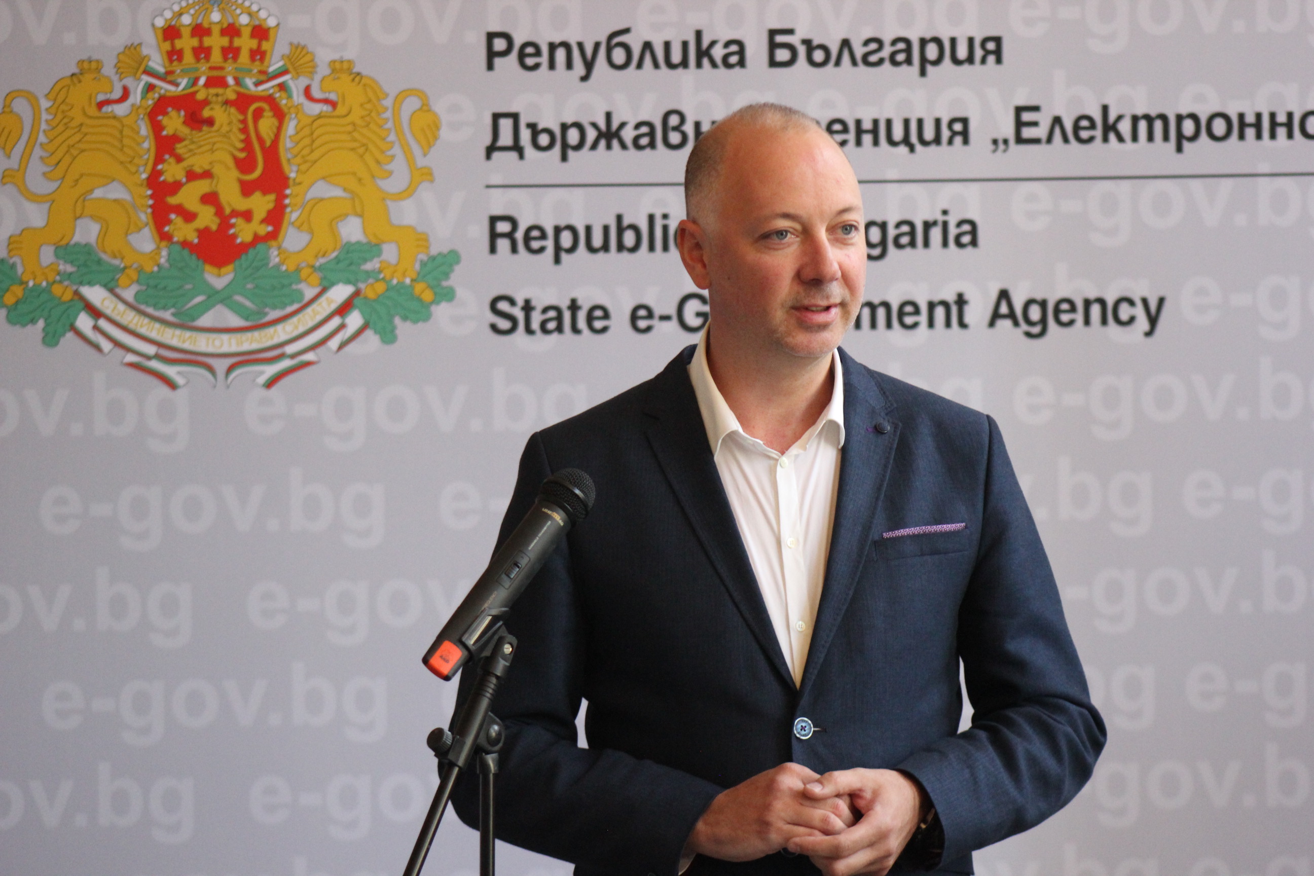 Росен Желязков: Голяма част от данните в администрациите все още са на хартия