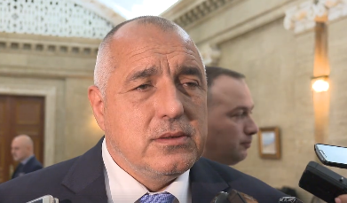 Премиерът: Съмнявам се, че "Грипен" са най-добрите изтребители