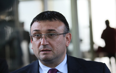 И митниците разследват разбитата в София наркобанда