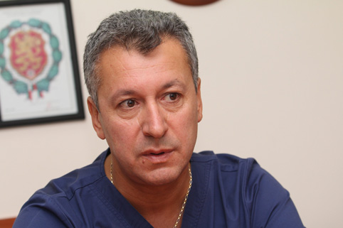 Председателят на Централната военномедицинска комисия към ВМА, полк. д-р Георги Филипов пред „Труд“: Проблем е  да се намерят мотивирани хора за военна служба