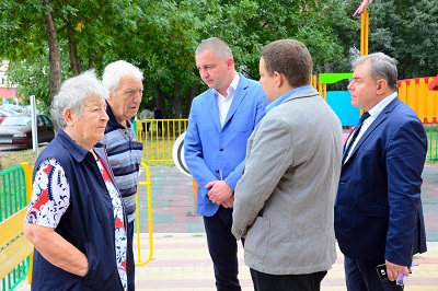 Санираха три 14-етажни блока във варненския квартал "Трошево"