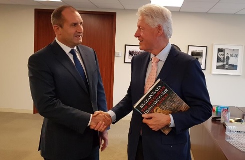 Румен Радев: Безкомпромисната борба с корупцията е условие за доверието на инвеститорите от САЩ