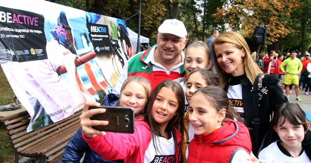 Легенди рекламират спорта в София