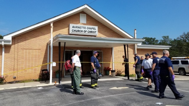 Ранените при стрелбата в църква в щата Тенеси са между шест и осем