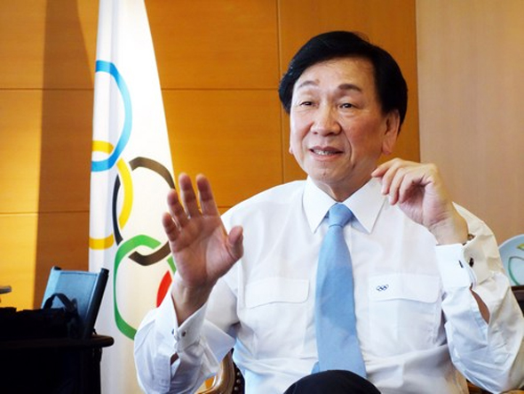 Съдът остави на поста шефа на световния бокс