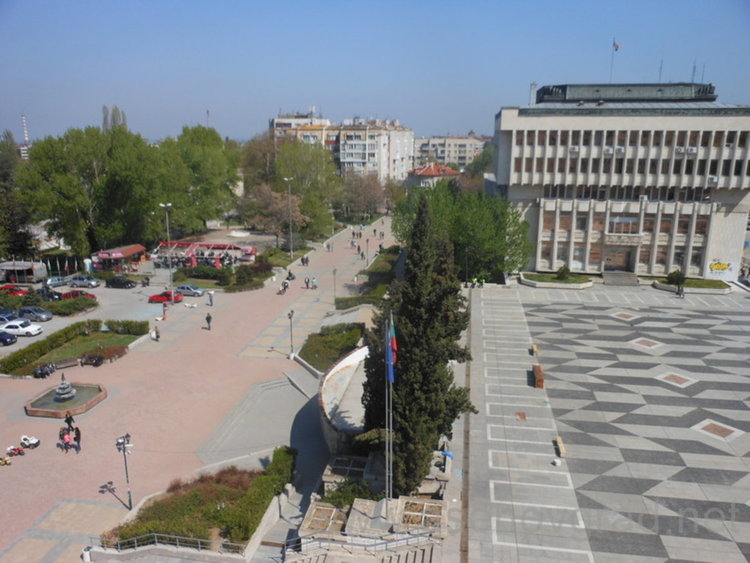 Панаир на продукти, произвеждани в биосферен парк „Червената стена“ , откриха в Асеновград