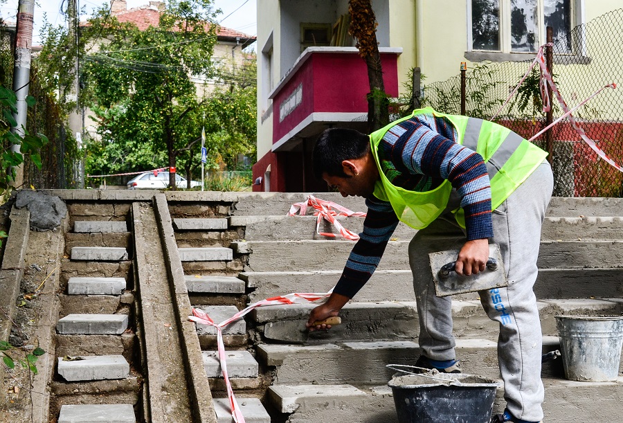 Влагат 20 000 лева в ремонт на стълбищата в Търново
