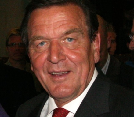 Герхард Шрьодер е новият председател на Съвета на директорите на „Роснефт“