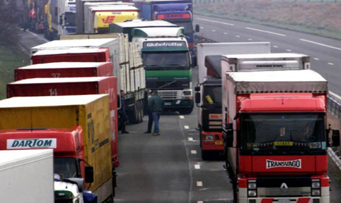 Двама кандидати остават за тол системата