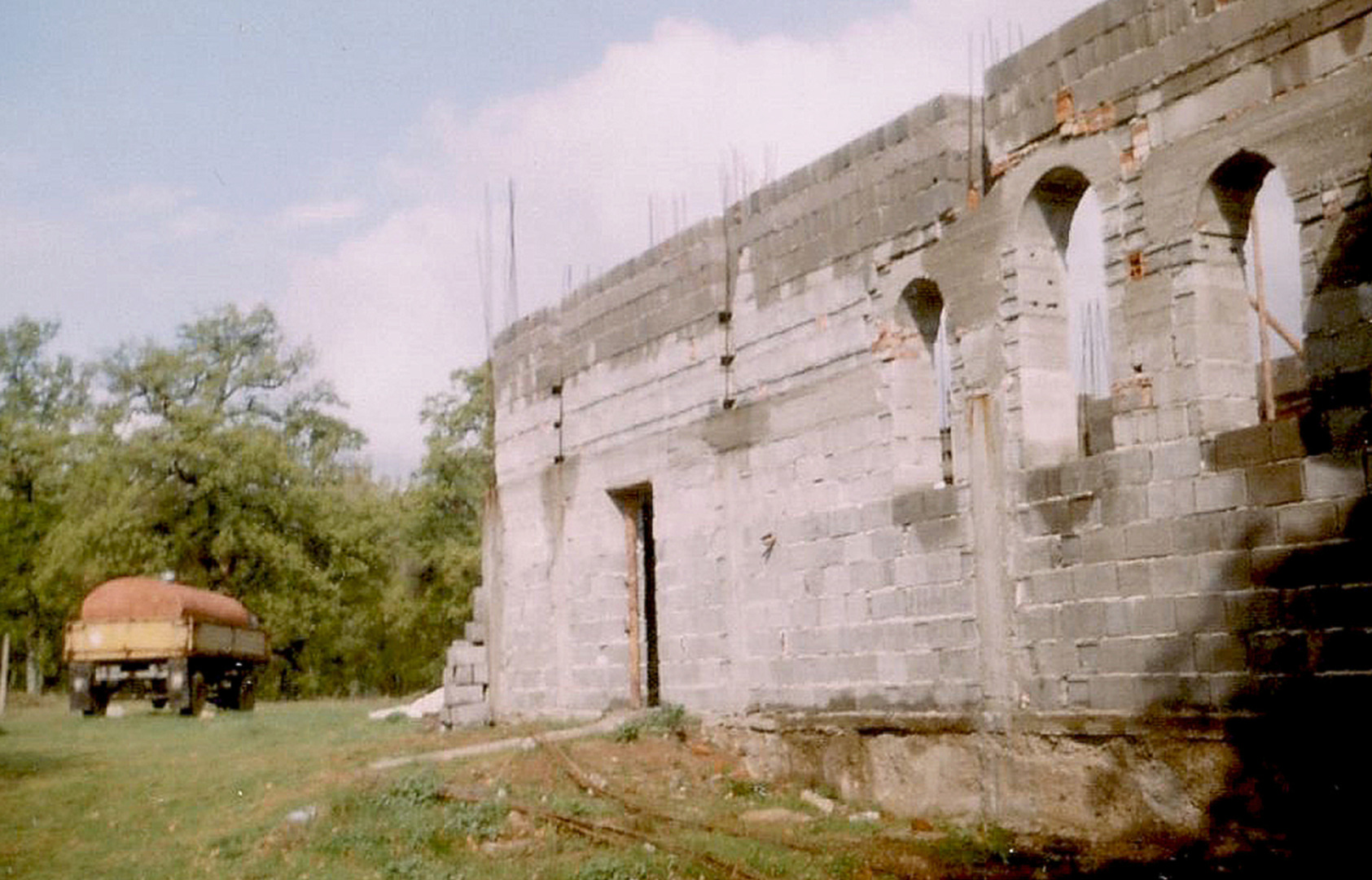 Мюсюлманин иска да възстановява църквата в ивайловградско село Попско