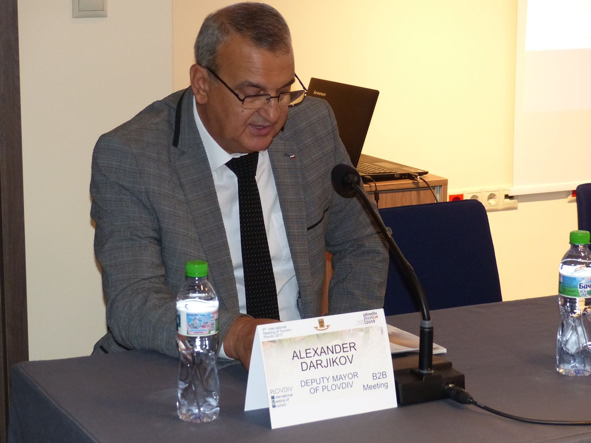 Туроператори от 16 държави на международна среща за туризъм в Пловдив