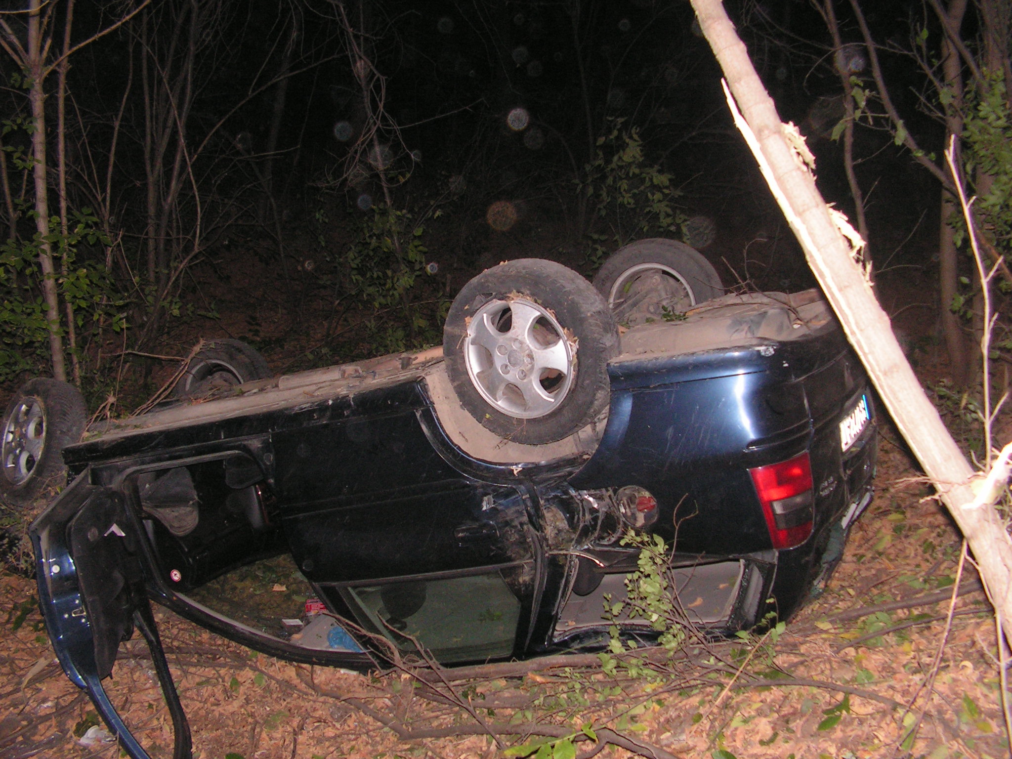 Шофьор с отнета книжка е в кома след катастрофа (СНИМКА)