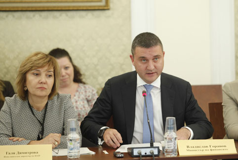 1,6 млрд. лв. повече    приходи събраха НАП и митниците за година