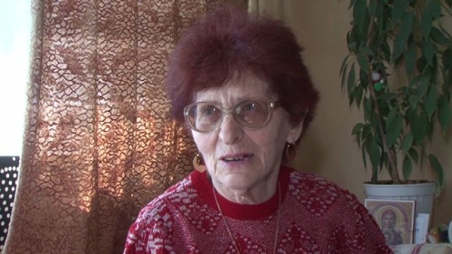 73-годишната жена, кочто получи ритник на спирка в Бургас: Още ме е страх