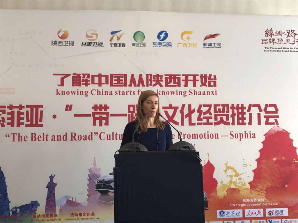 Николина Ангелкова: 50% повече китайски туристи в България до август