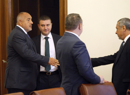 280 млн. лева раздаде  правителството