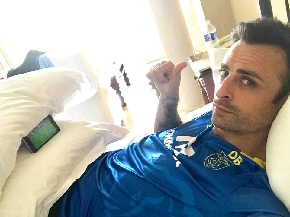 Как Бербатов изгледа дербито "Ливърпул" - "Манчестър Юнайтед" (СНИМКА)