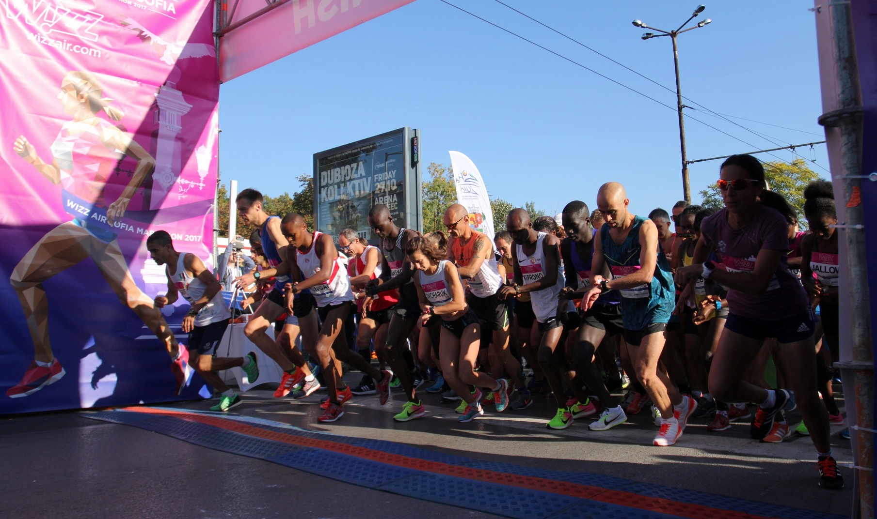 Вижте снимки от старта на Софийския маратон