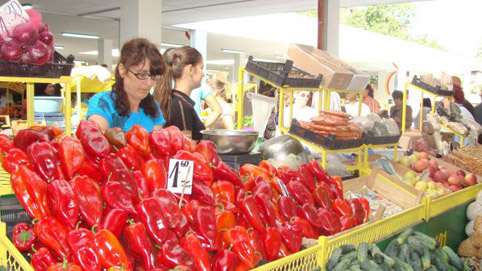 С 27% поскъпнаха краставиците