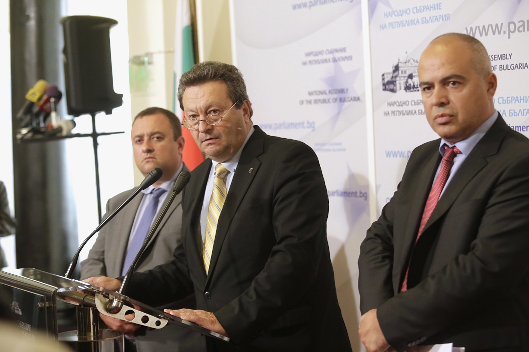 БСП връща дарението от арестувания брат на депутат