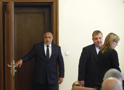 По-малко документи за издаване на лична карта (обзор)