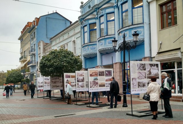 Показват емблематичните пловдивчани в изложба на Главната и площад „Централен”