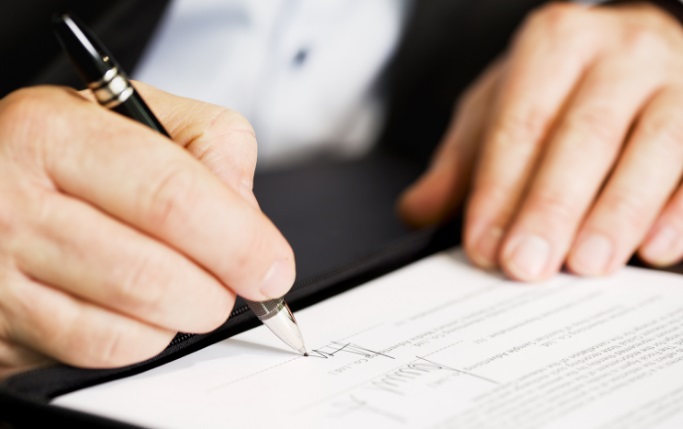 Кредитор с 11 акта за безразборна реклама