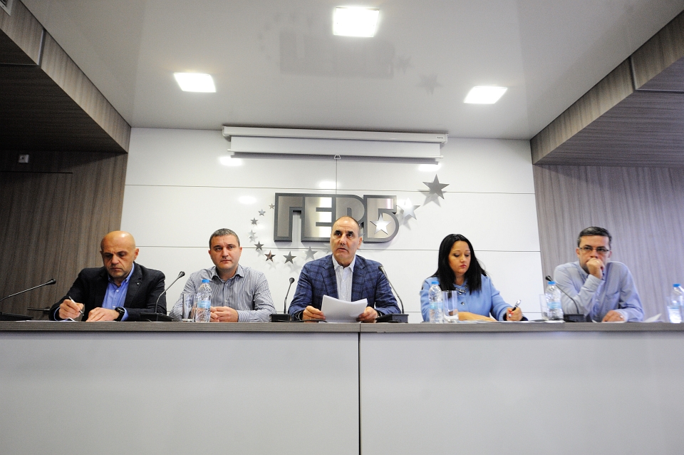 ГЕРБ показаха регистър на фалшивите новини, лансирани от "Позитано" 20