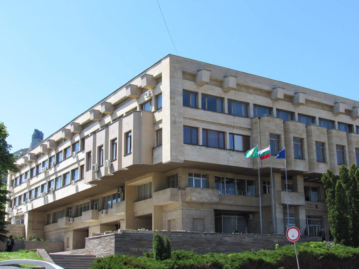 Кметът на Шумен ще поздравява с детски картини