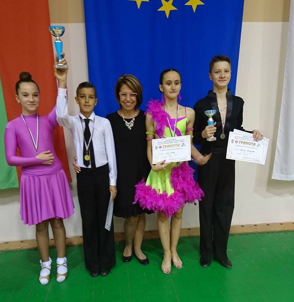 22 клуба от страната участваха в държавно първенство по спортни танци в Сливен