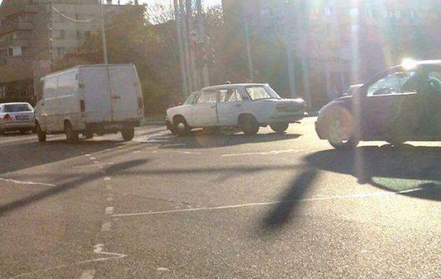 89-годишен с „Лада" предизвика катастрофа в Пловдив