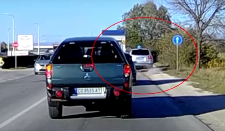 Вижте как джип изпреварва камион през банкета на околовръстното в Пловдив (ВИДЕО)