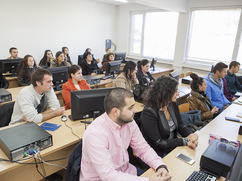 Експерт счетоводител проведе майсторски клас за свищовски студенти