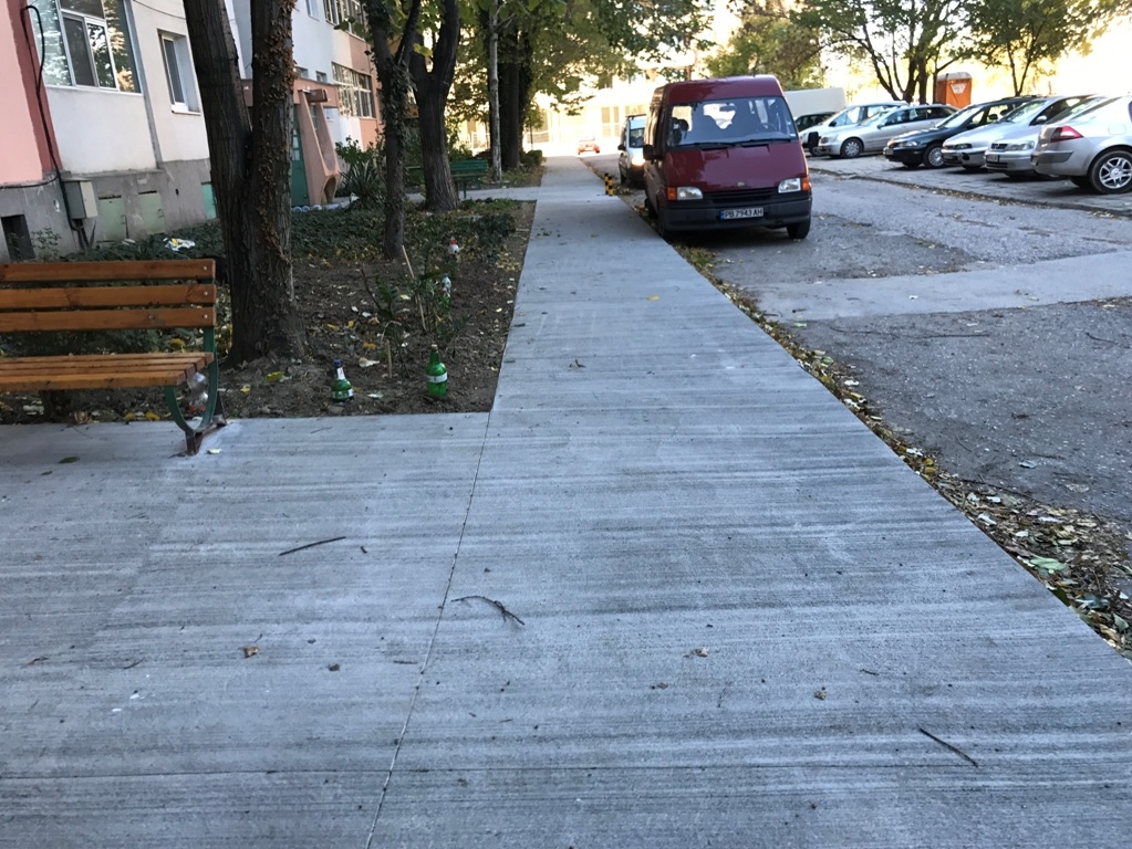 Зарадваха жителите на пловдивски район с нови тротоари навръх 1 ноември
