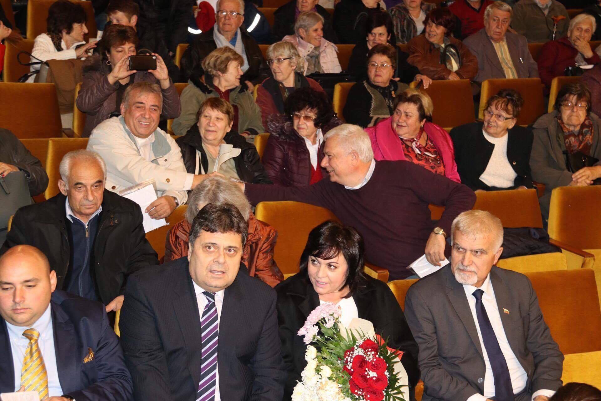 Корнелия Нинова: В държавата на управляващите има спокойствие, а в истинската – протести