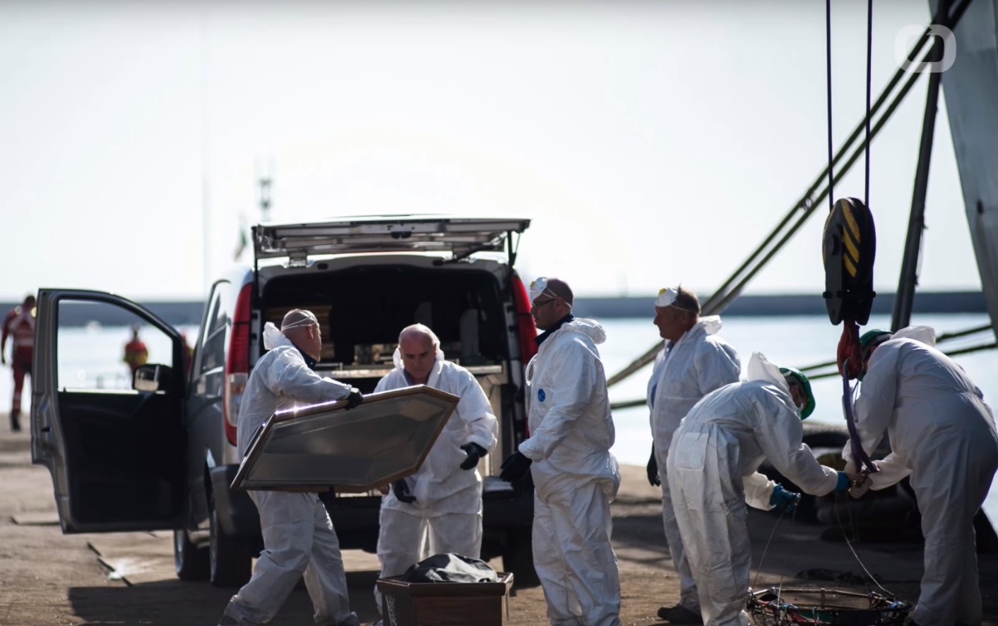 Италия разследва смъртта на 26 нигерийки, изнасилени насред Средиземно море