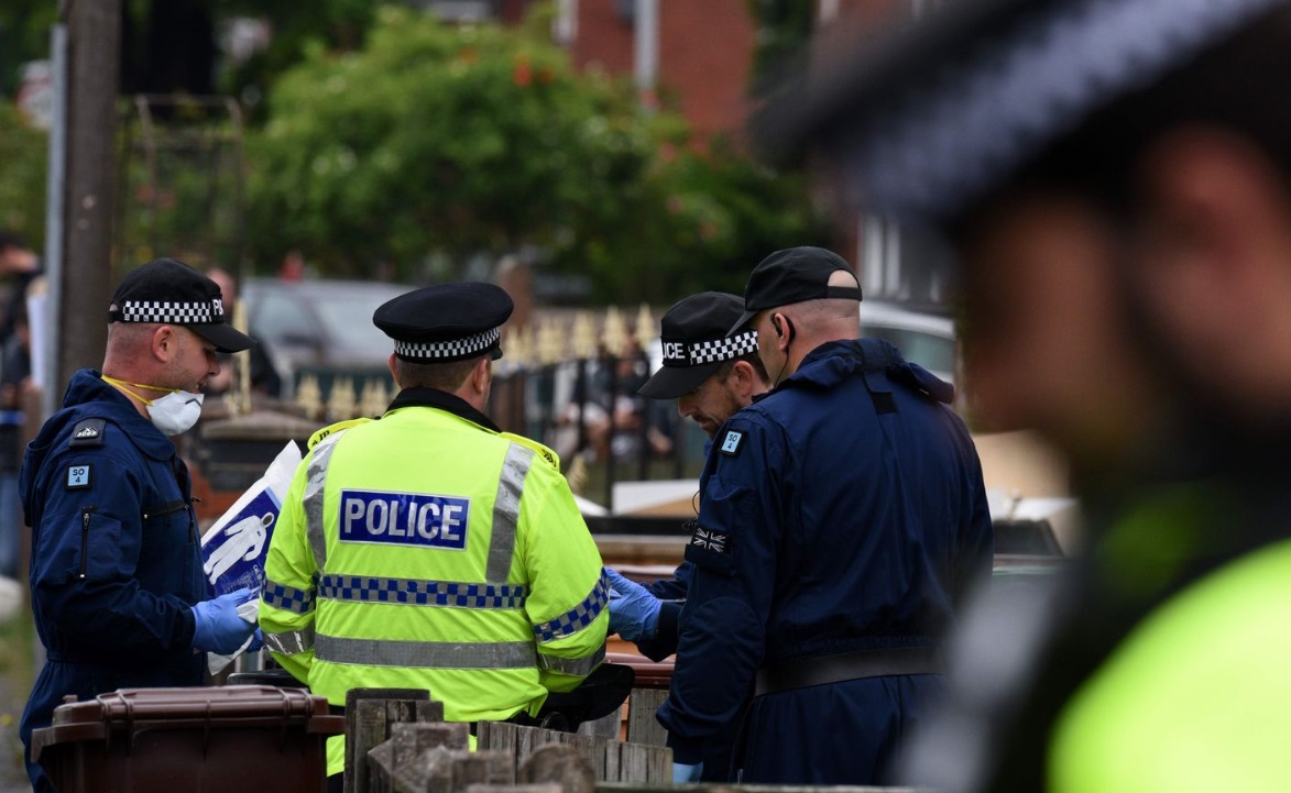 Откриха мъртъв британския политик Карл Сърджънт