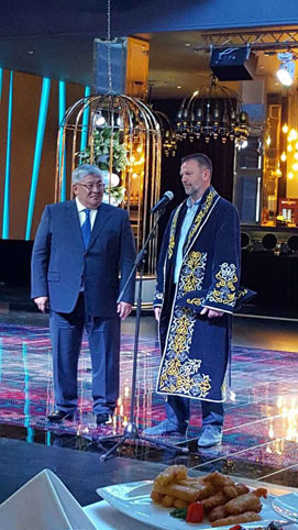 Стойчо Младенов ексклузивно пред „Труд“:  Бъдете обединени и единни в любовта си към ЦСКА