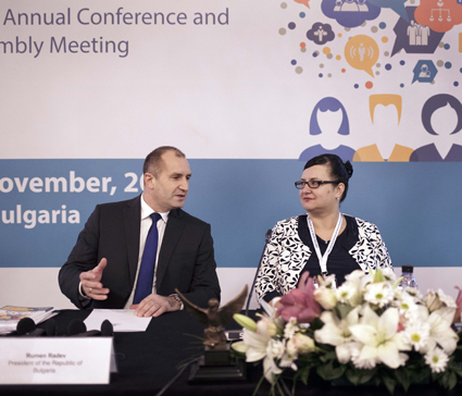 Президентът поиска и електронно гласуване (обзор)