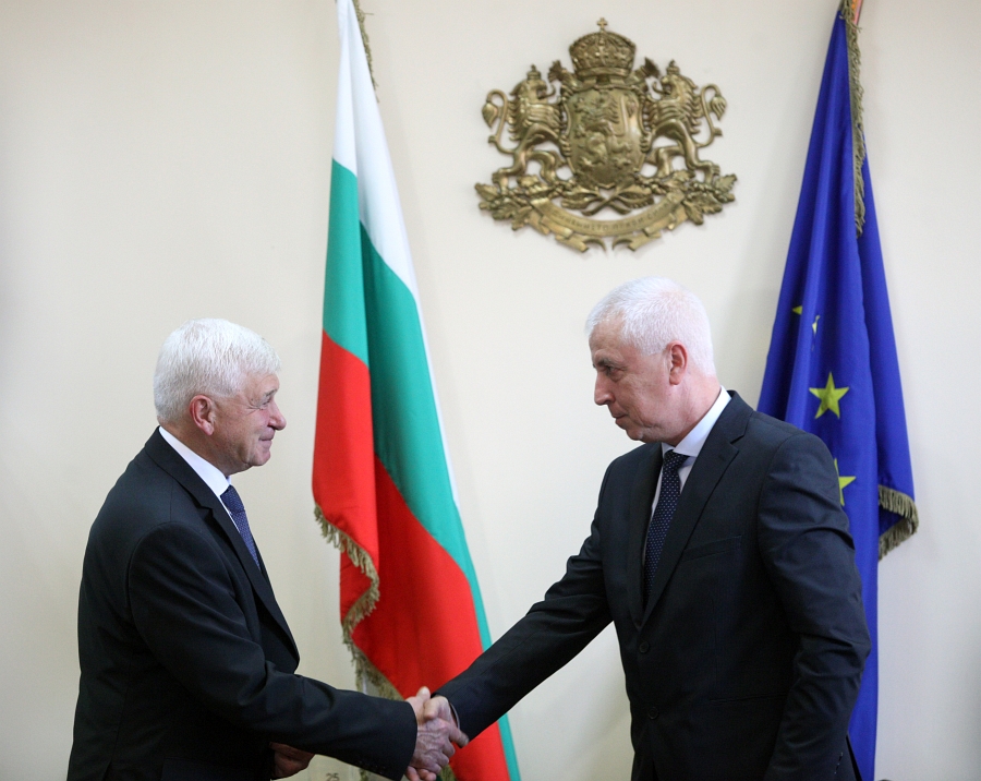 Ананиев не иска и 10 дни толеранс, имал план за действие (СНИМКИ)