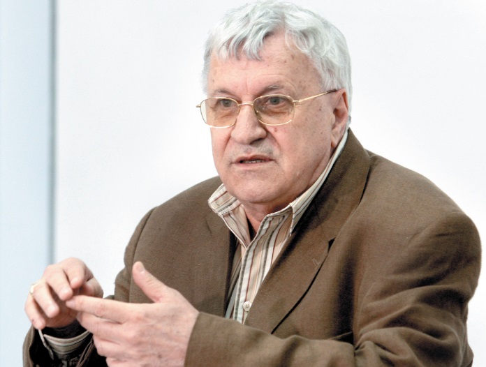 Историкът проф. Андрей Пантев пред „Труд”: Грантаджиите са презирани, дори когато  са използвани