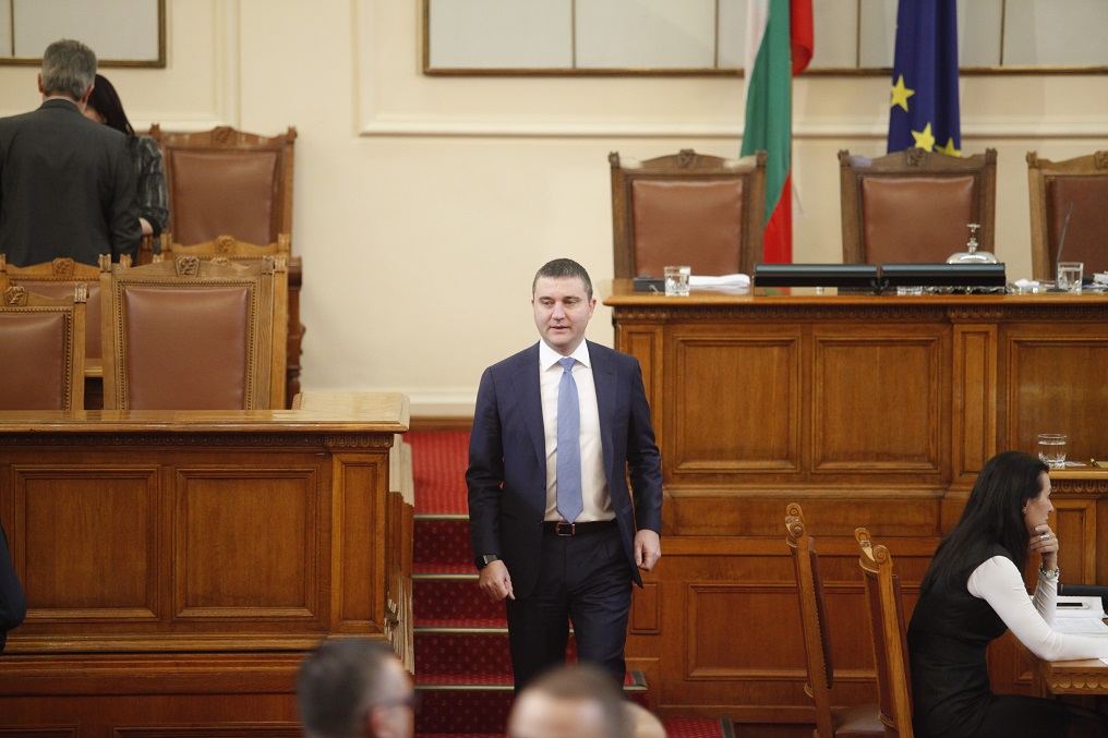 Парламентът продължава днес с гласуването на Бюджет 2018