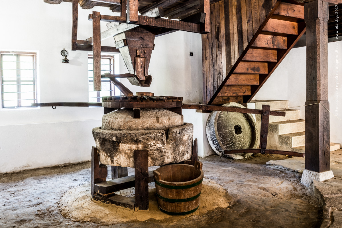 Обновената Шарланджийска работилница в музей „Етър” в Габрово съчетава традиция с модерните технологии